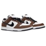 SB DUNK Low "Brown and white" - Image 2
