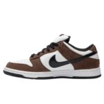 SB DUNK Low "Brown and white"