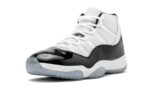 AIR JORDAN RETRO 11 "Concord" - Image 4